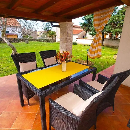 Rov 722 Apartment *