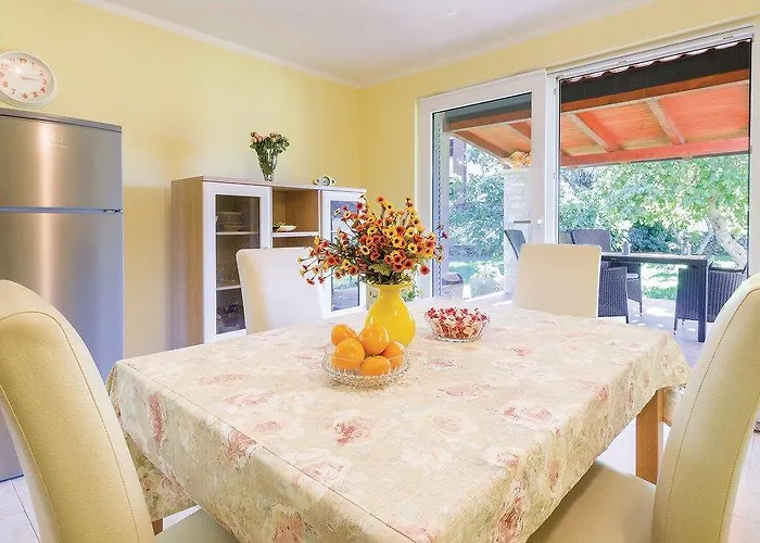 아파트 Rov 722 메덜린