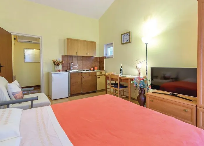 Rov 722 Apartman Medulin